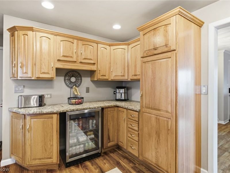 918 S Heltman Avenue , Ashland, OH 44805 Photo 8