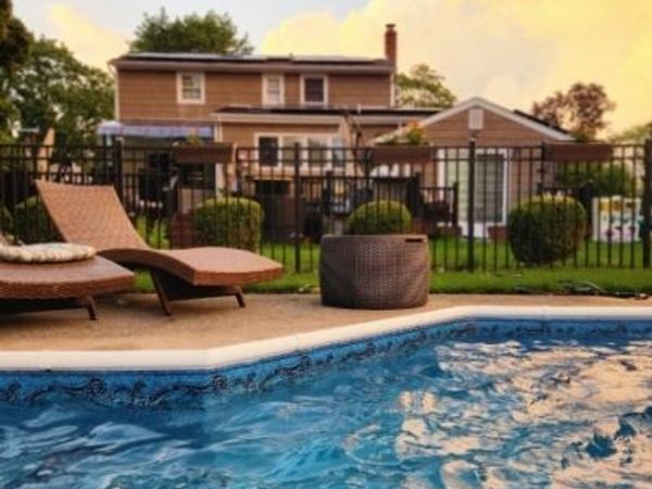11 Benjamin Pl, Pequannock, NJ 07440