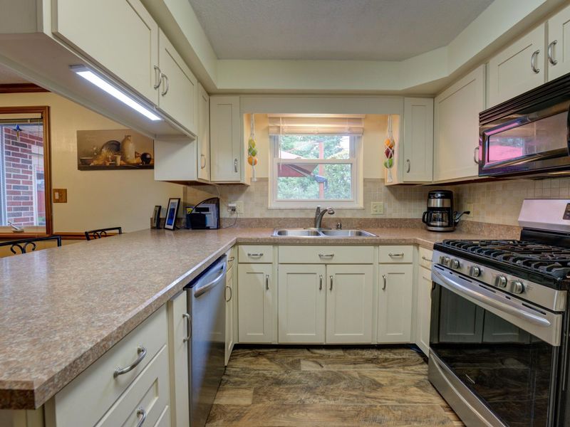 327 S Chippewa Drive, Greenville, OH 45331 Photo 26
