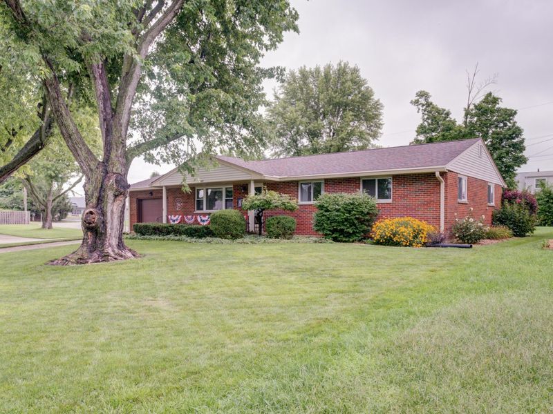 327 S Chippewa Drive, Greenville, OH 45331 Photo 5