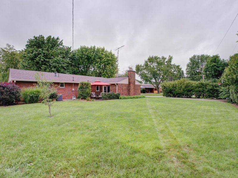 327 S Chippewa Drive, Greenville, OH 45331 Photo 8