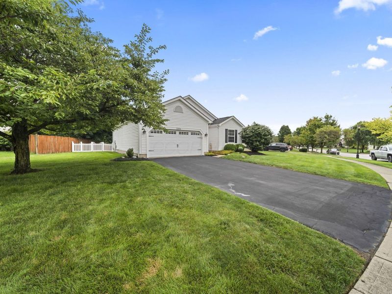 3306 Summer Glen Drive, Grove City, OH 43123 Photo 2