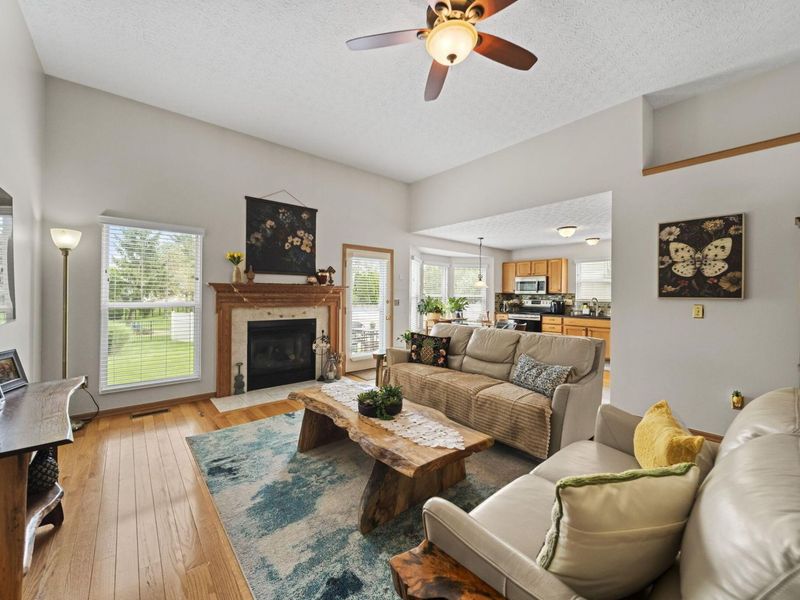 3306 Summer Glen Drive, Grove City, OH 43123 Photo 4