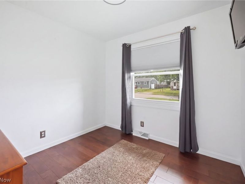 723 Dresden Drive, Hubbard, OH 44425 Photo 16