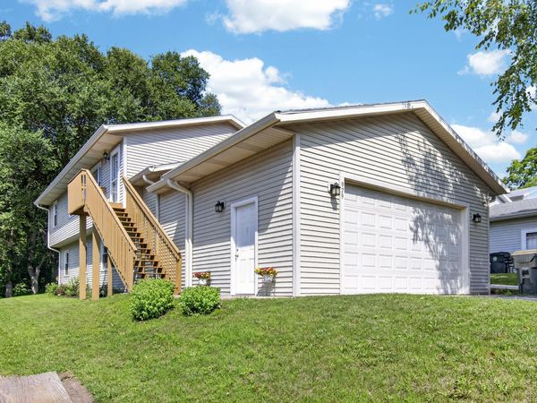 979 Rhyners Ln, Twin Lakes, WI 53181