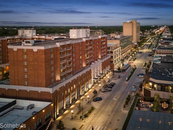 411 S Old Woodward Avenue, Unit 704, Birmingham, Mi 48009