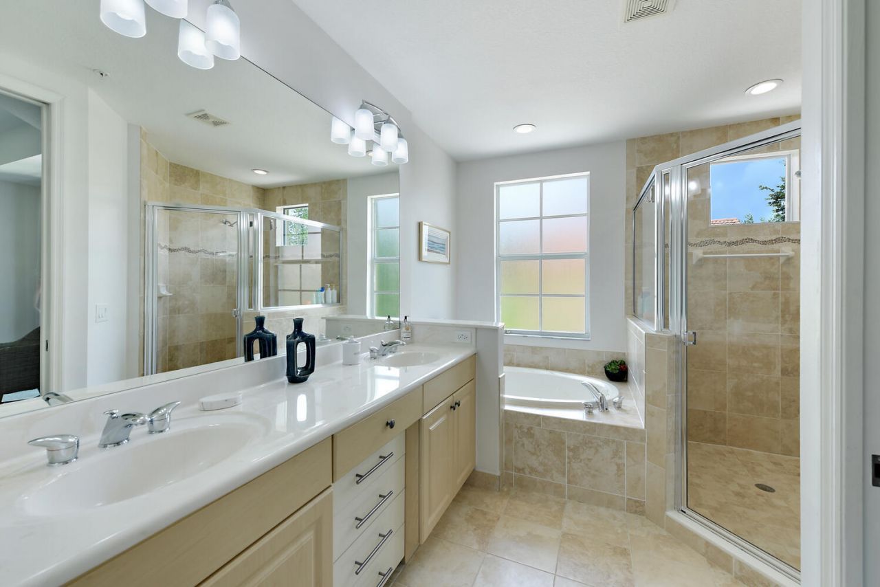 2570 Gardens Parkway, Palm Beach Gardens, FL 33410 Photo