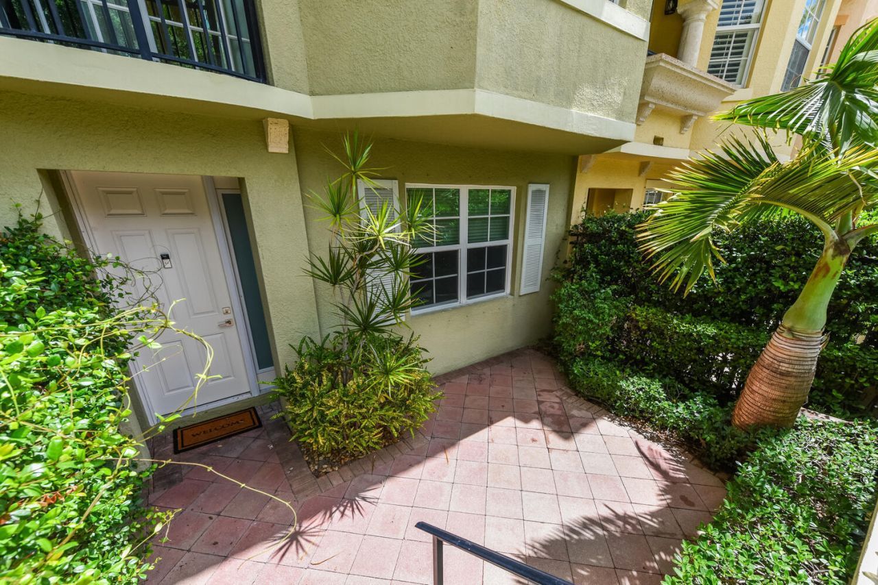 2570 Gardens Parkway, Palm Beach Gardens, FL 33410 Photo