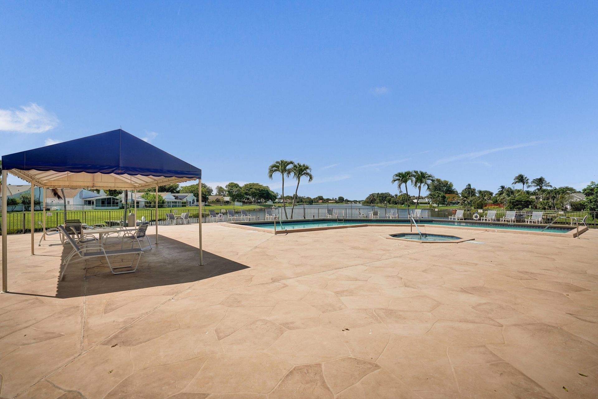 820 NW 21st Way, Unit 820, Delray Beach, FL 33445 Photo