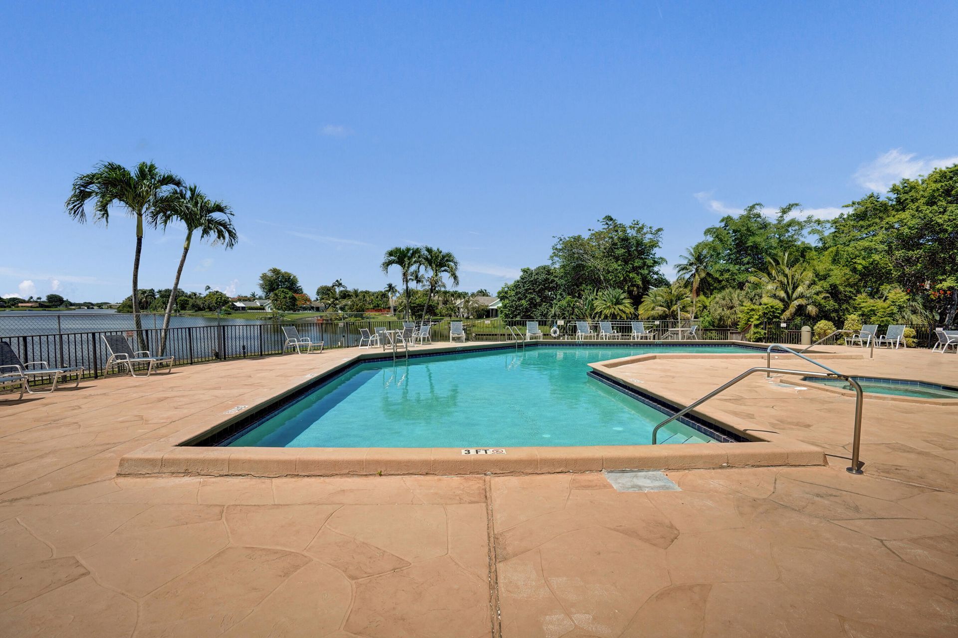 820 NW 21st Way, Unit 820, Delray Beach, FL 33445 Photo