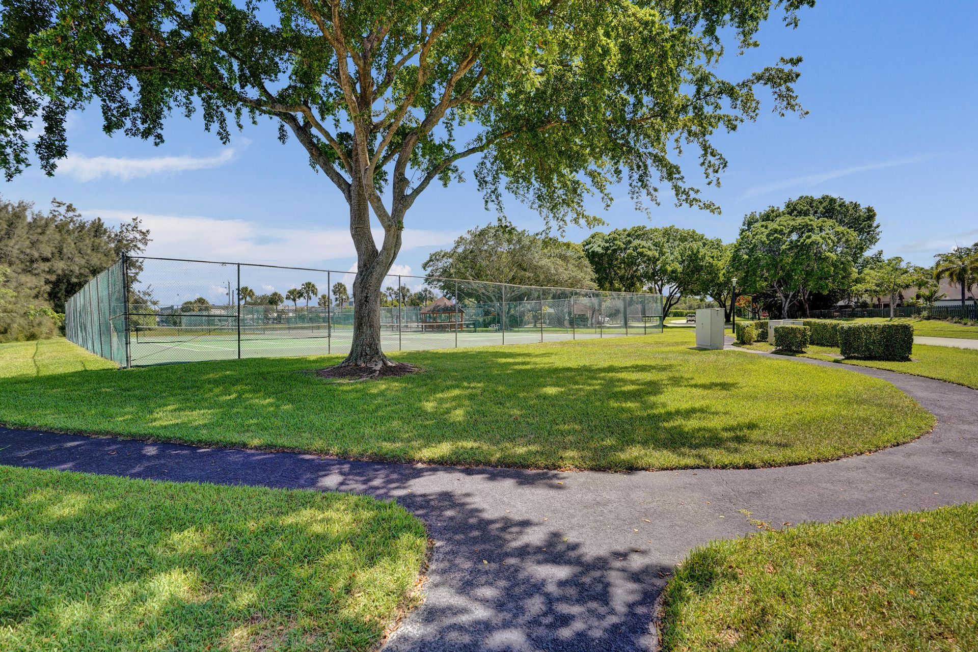 820 NW 21st Way, Unit 820, Delray Beach, FL 33445 Photo