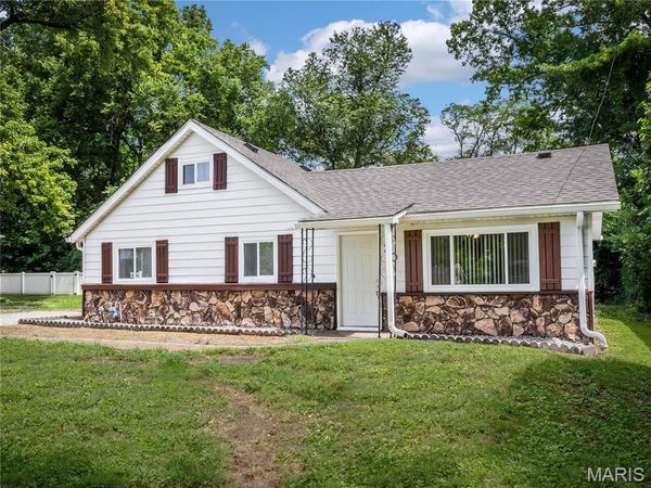 20 Red Rose Drive , Collinsville, IL 62234