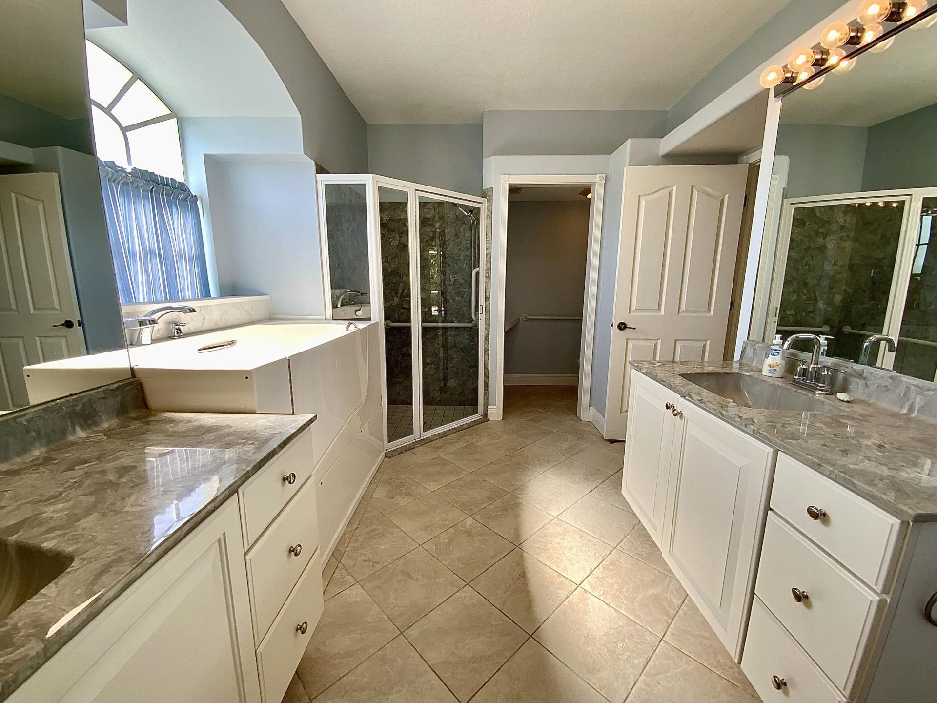 2142 SE Morningside Boulevard, Port Saint Lucie, FL 34952 Photo