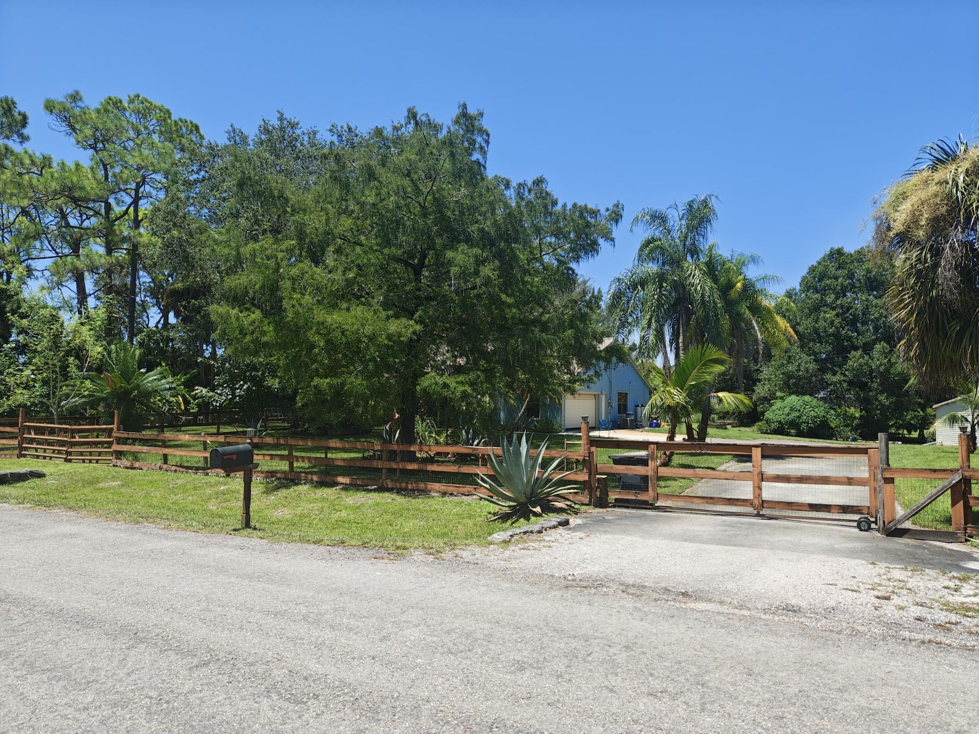 13881 42nd Road N, West Palm Beach, FL 33411 Photo