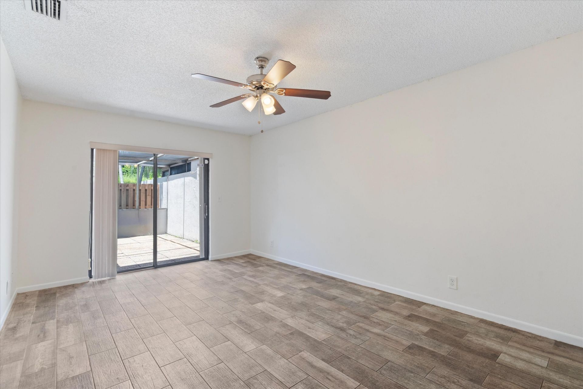 2035 SW 24th Circle, Boynton Beach, FL 33426 Photo