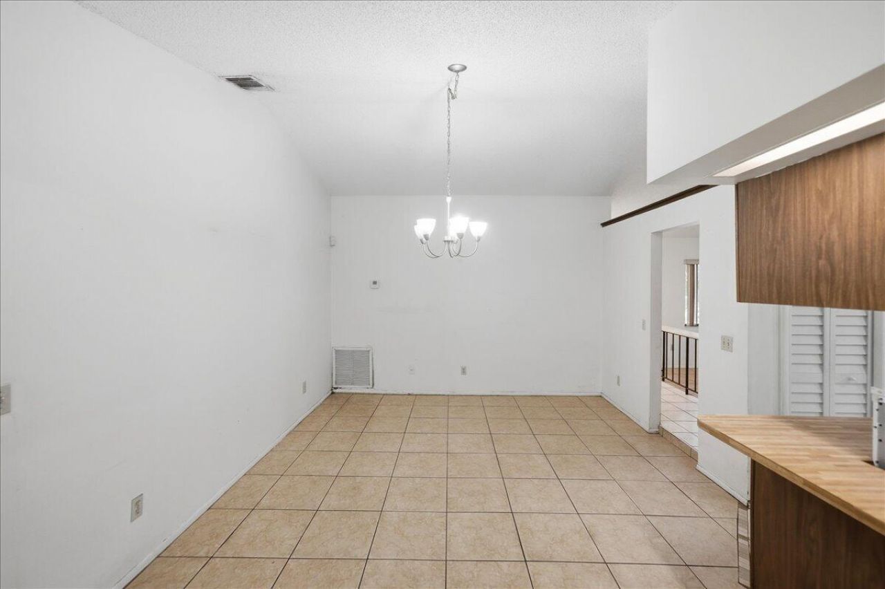 1646 SE Holiday Road, Port Saint Lucie, FL 34952 Photo