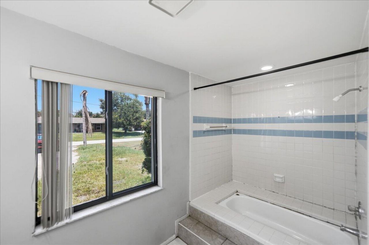 1646 SE Holiday Road, Port Saint Lucie, FL 34952 Photo