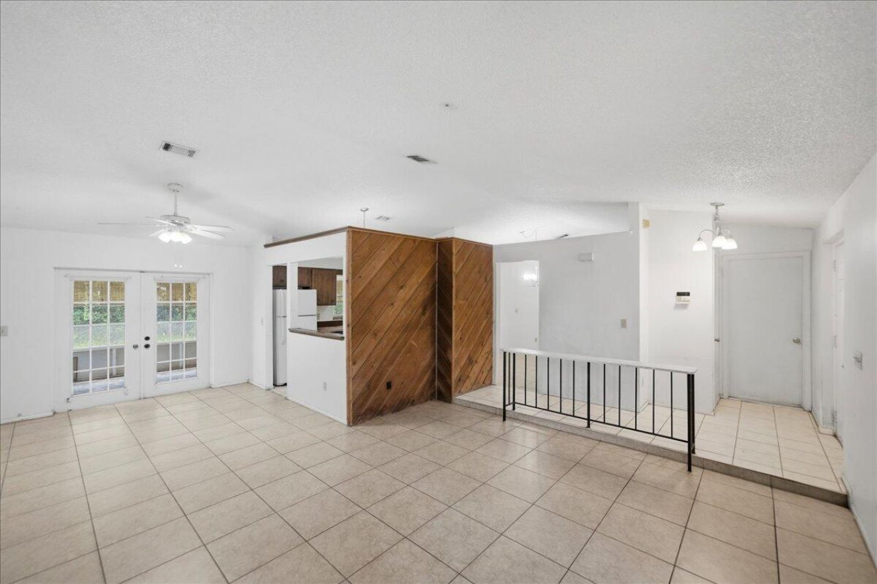 1646 SE Holiday Road, Port Saint Lucie, FL 34952 Photo