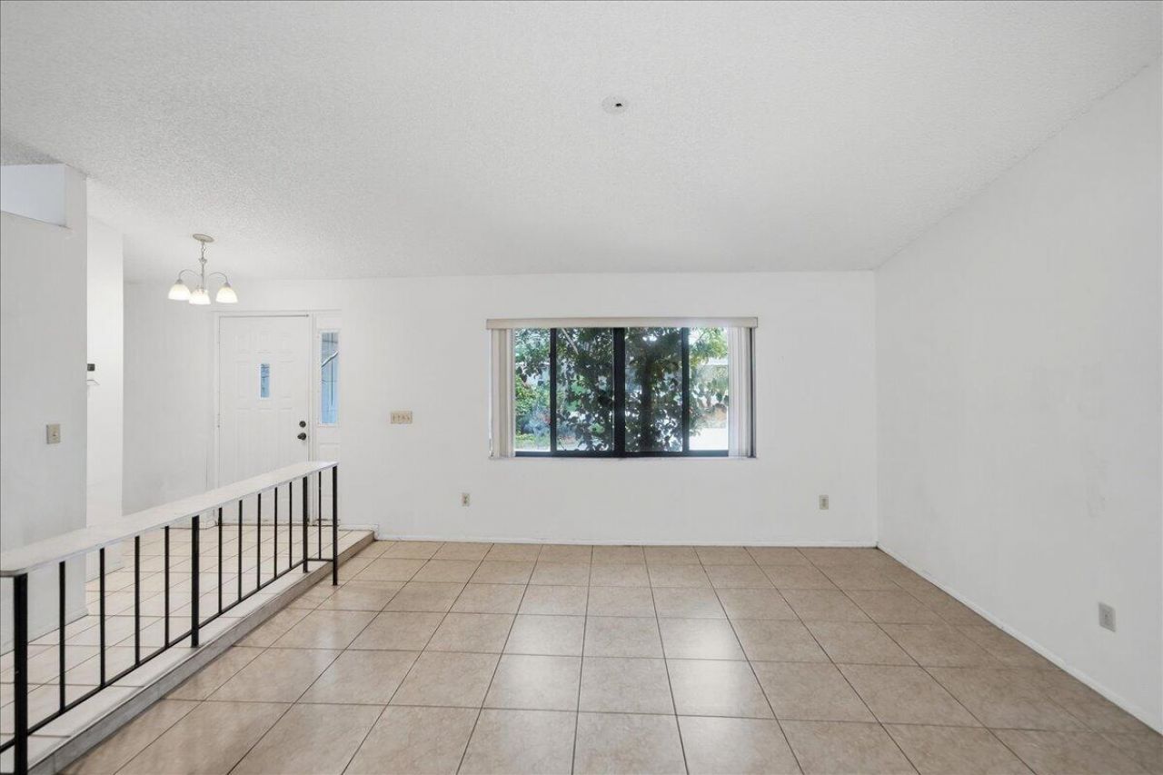 1646 SE Holiday Road, Port Saint Lucie, FL 34952 Photo