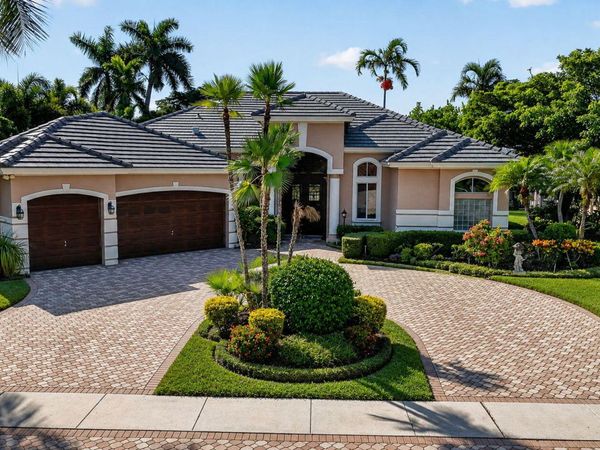 8100 Muirhead Circle, Boynton Beach, FL 33472