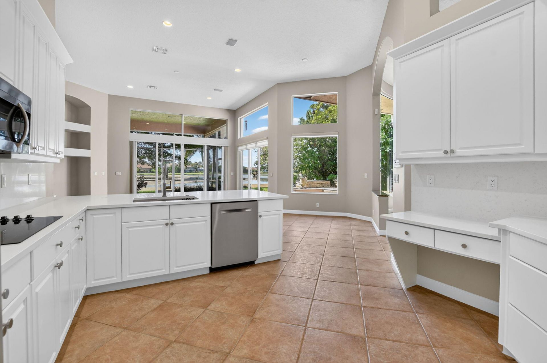 8100 Muirhead Circle, Boynton Beach, FL 33472 Photo