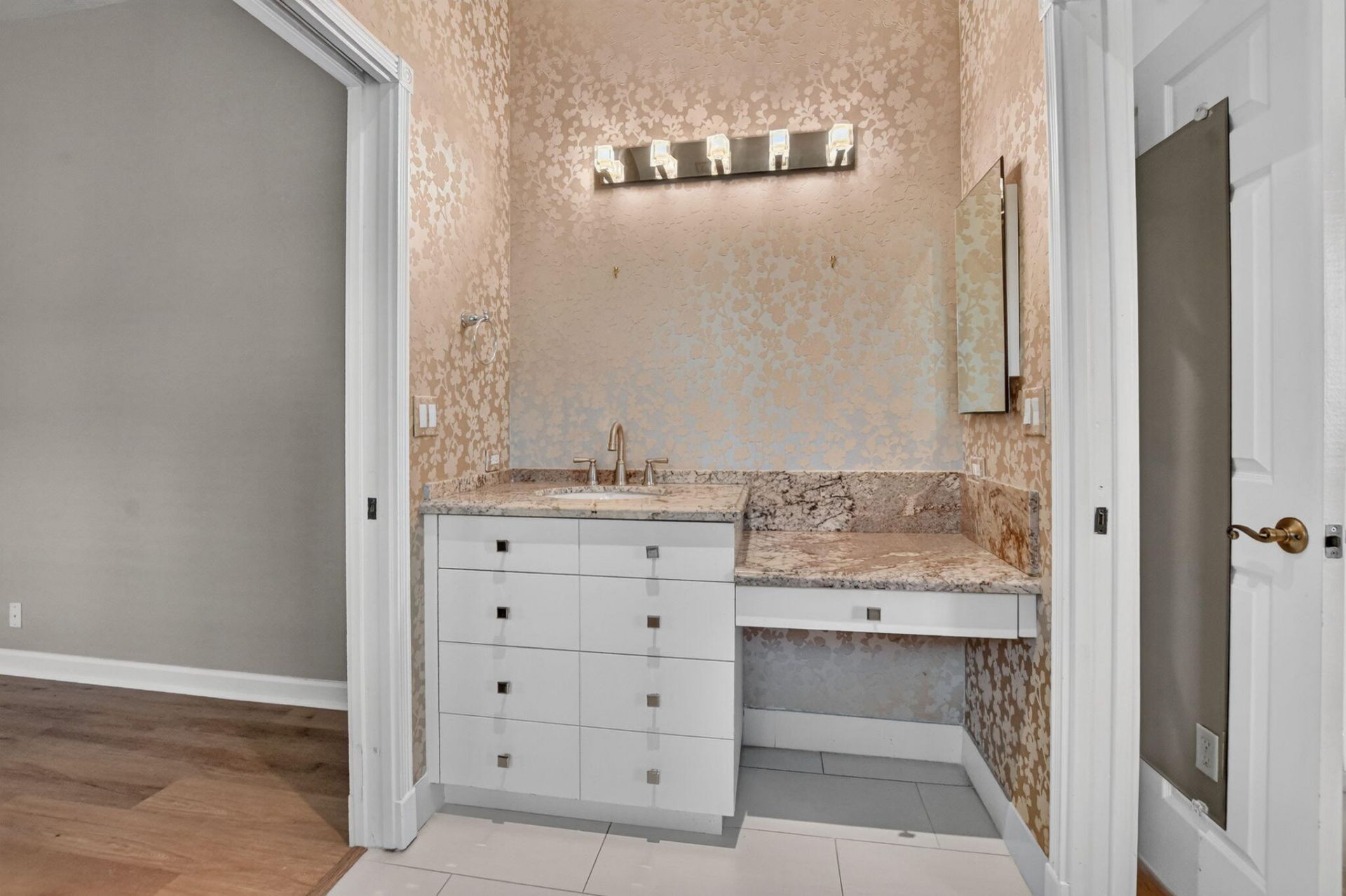 8100 Muirhead Circle, Boynton Beach, FL 33472 Photo