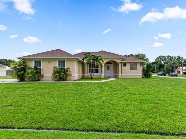 2189 SW GEMINI Lane, Port St. Lucie, FL 34984