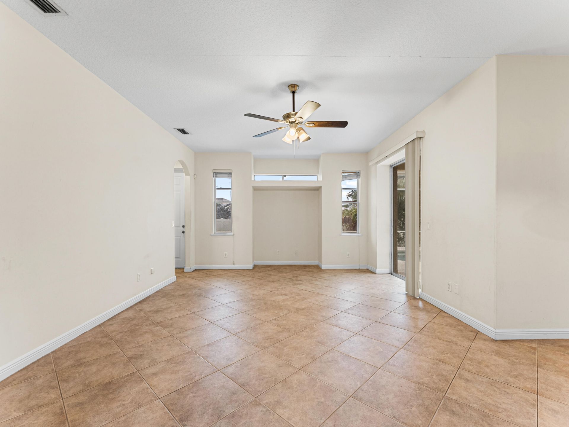 2189 SW Gemini Lane, Port Saint Lucie, FL 34984 Photo
