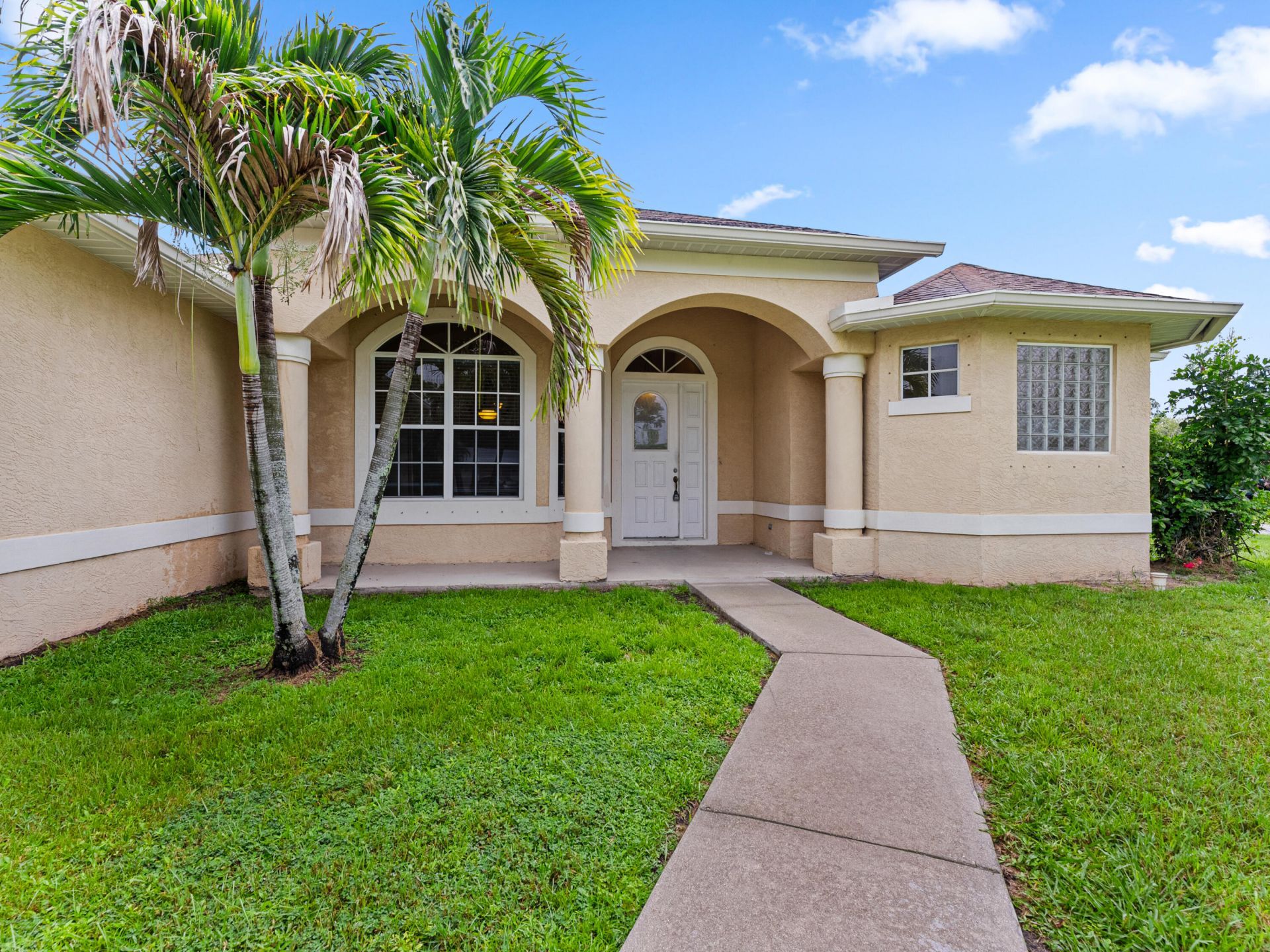 2189 SW Gemini Lane, Port Saint Lucie, FL 34984 Photo