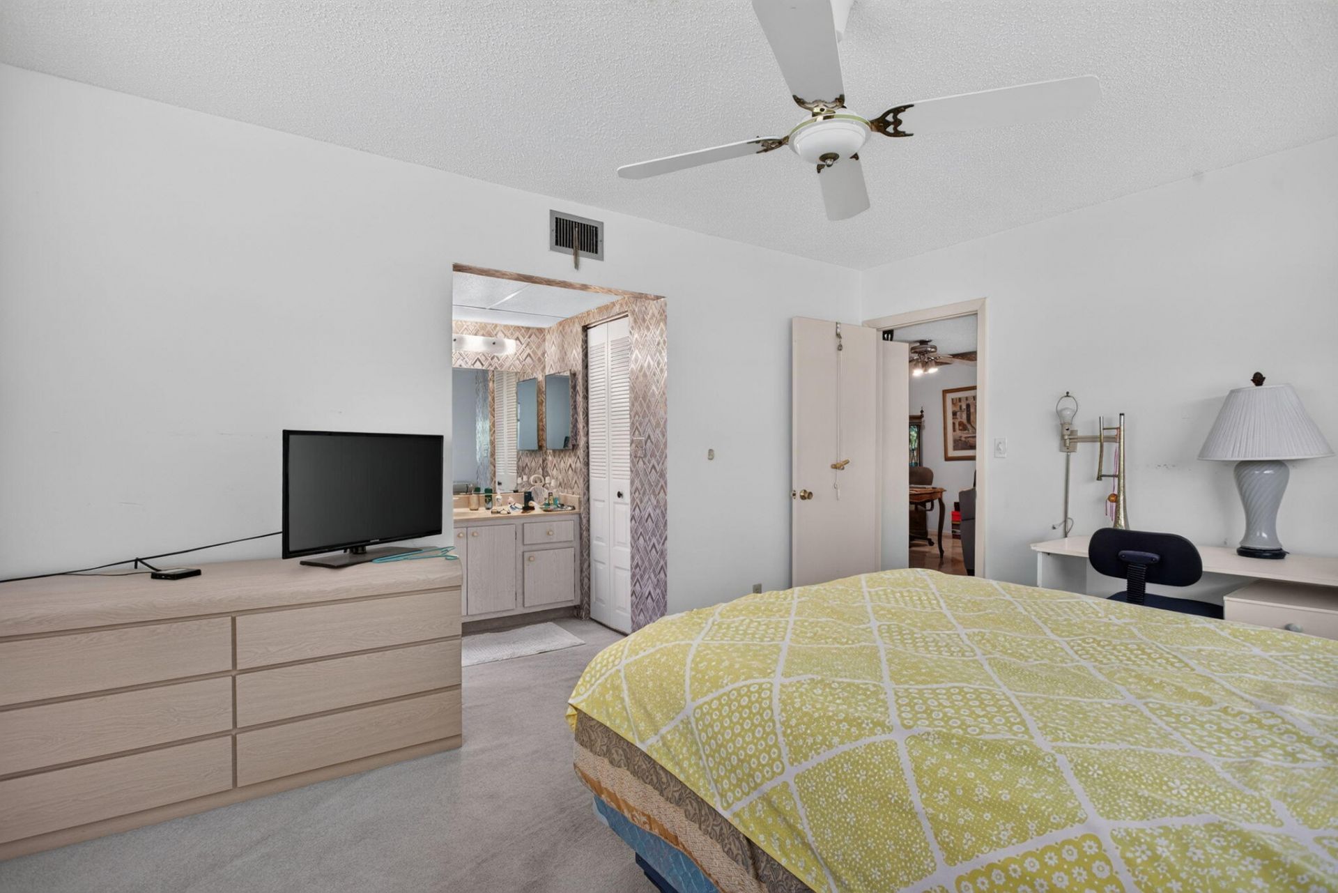 7827 Golf Cir Drive, Unit 301, Margate, FL 33063 Photo