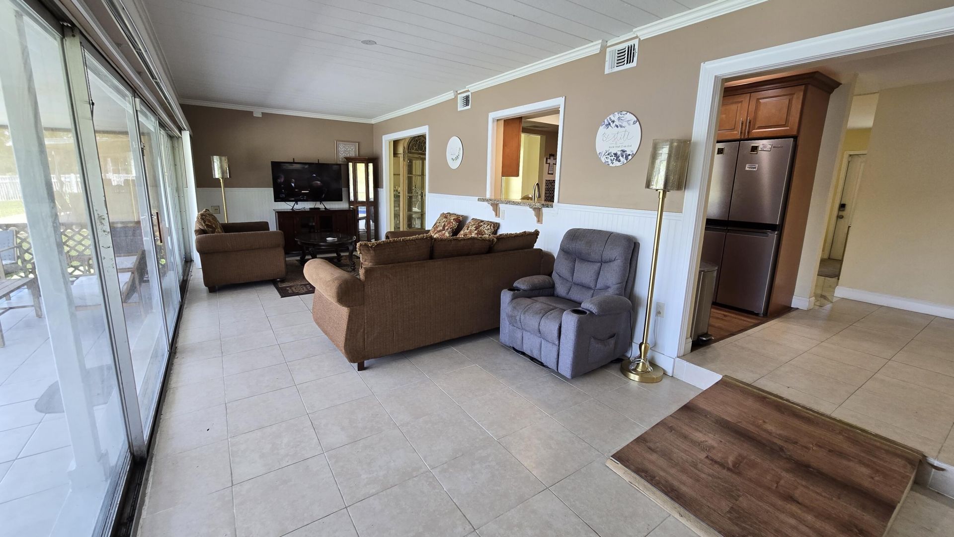 6311 NW 71st Avenue, Tamarac, FL 33321 Photo