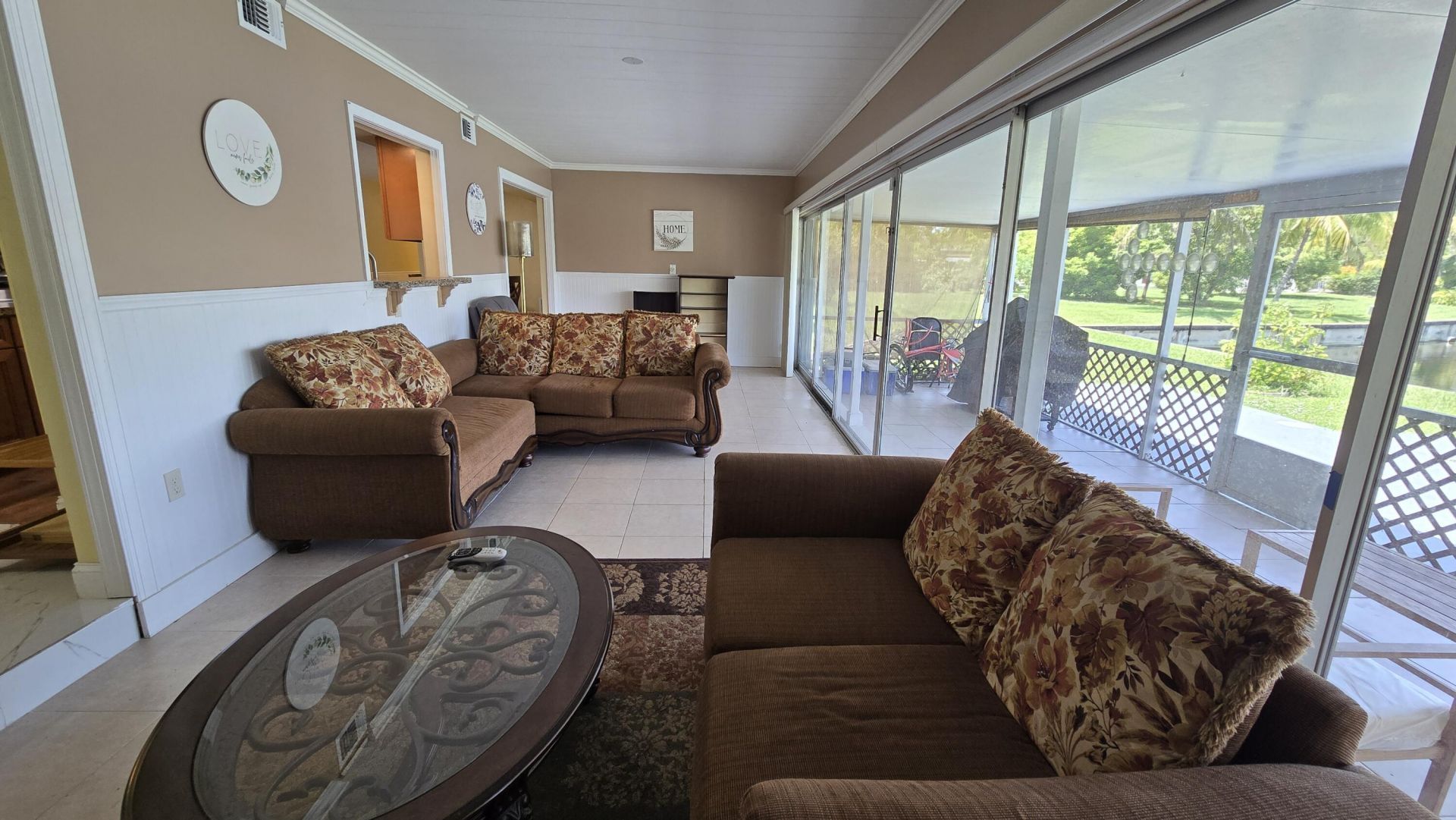 6311 NW 71st Avenue, Tamarac, FL 33321 Photo