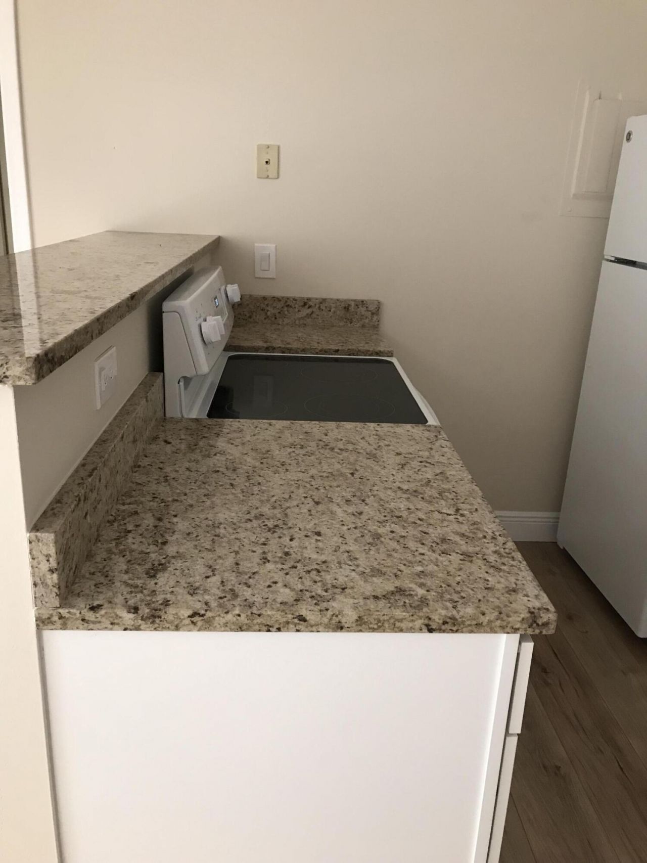 645 Executive Center Drive, Unit R-105, West Palm Beach, FL 33401 Photo