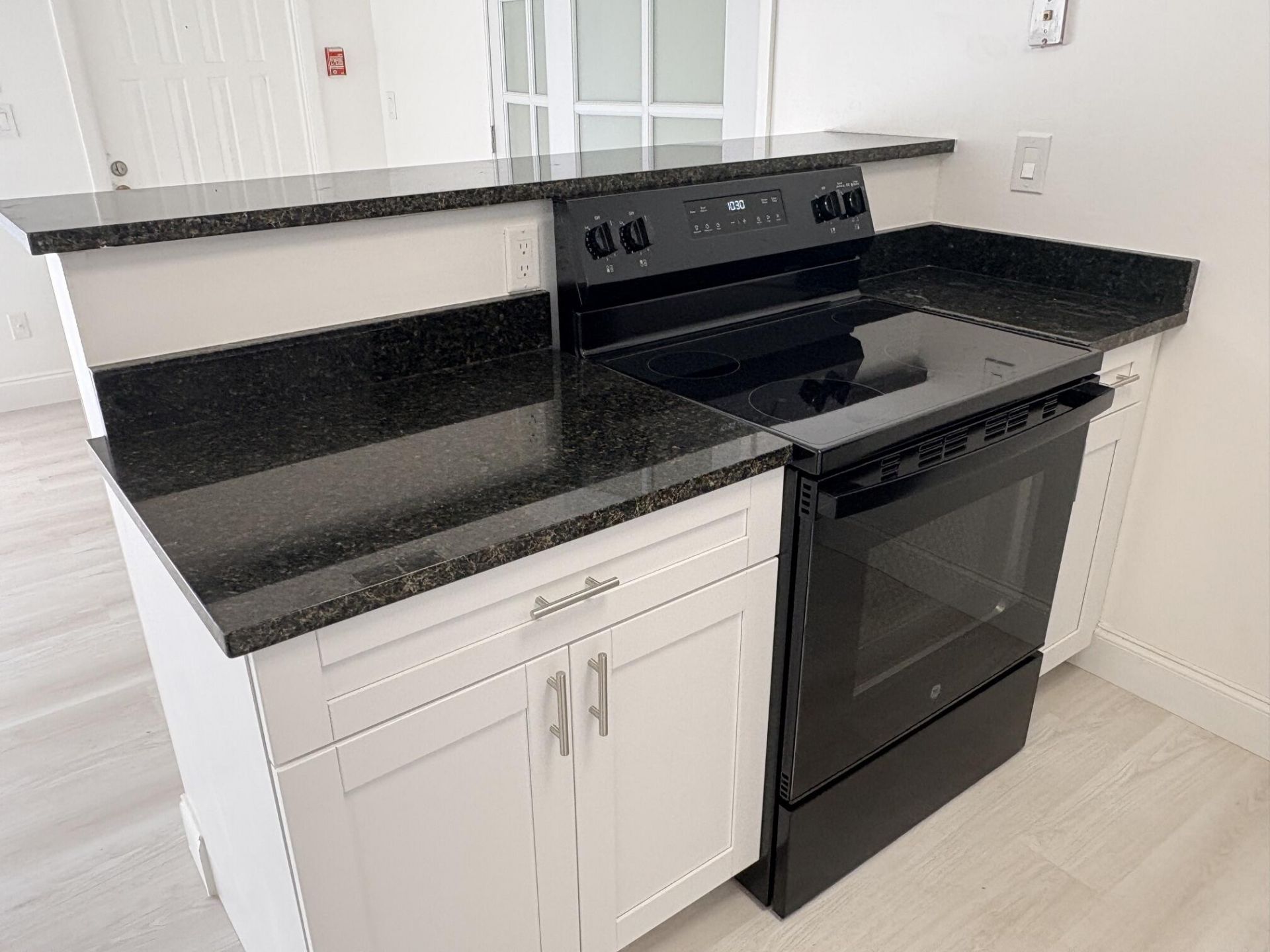 635 Executive Center Drive, West Palm Beach, FL 33401 Photo