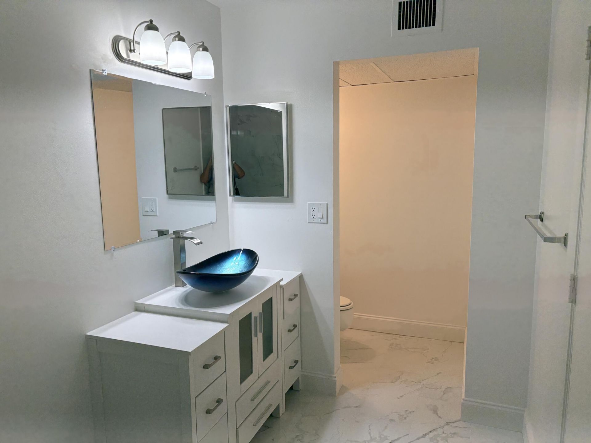 635 Executive Center Drive, West Palm Beach, FL 33401 Photo