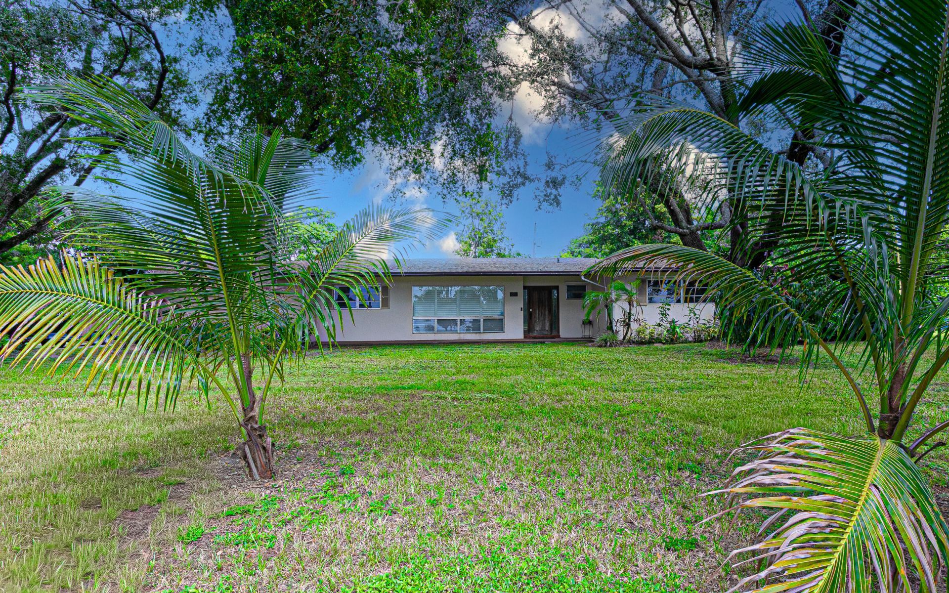 4511 E Country Club Circle, Plantation, FL 33317 Photo