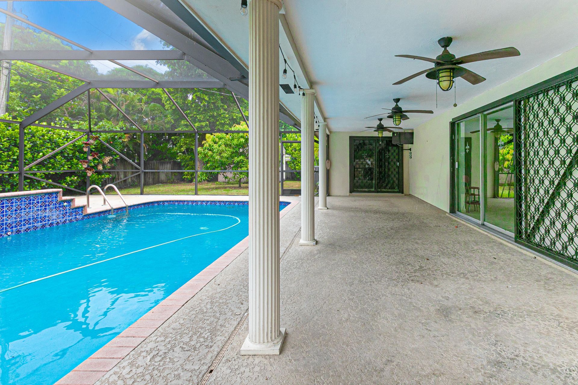 4511 E Country Club Circle, Plantation, FL 33317 Photo