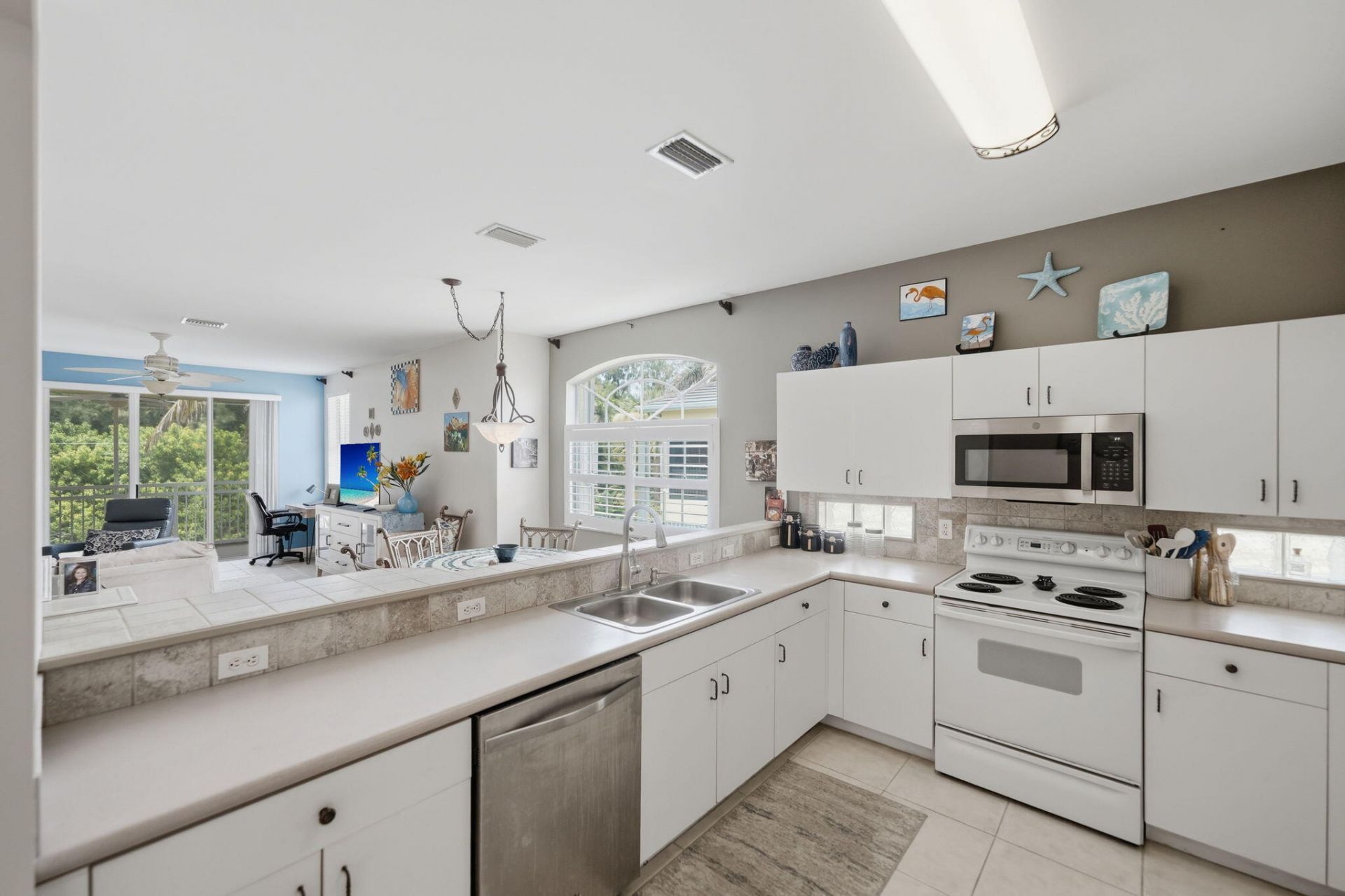 301 Southstar Drive, Unit 1304, Fort Pierce, FL 34949 Photo