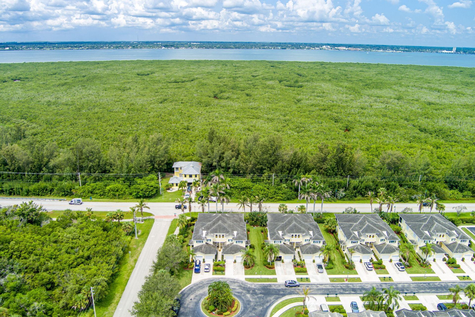 301 Southstar Drive, Unit 1304, Fort Pierce, FL 34949 Photo