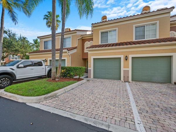 11771 St Andrews Place, Unit 103, Wellington, FL 33414