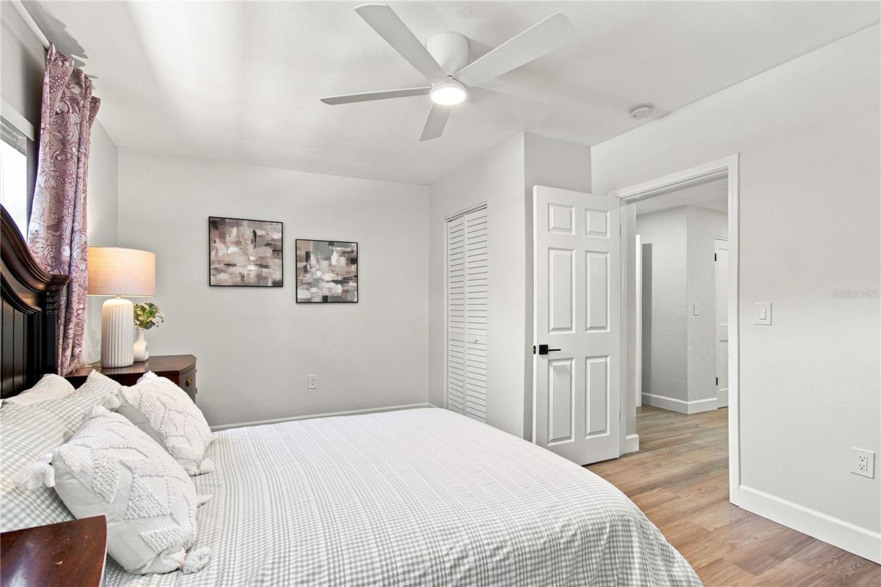 6218 7th Street S, Saint Petersburg, FL 33705 Photo