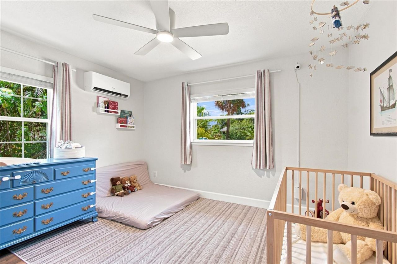 6218 7th Street S, Saint Petersburg, FL 33705 Photo