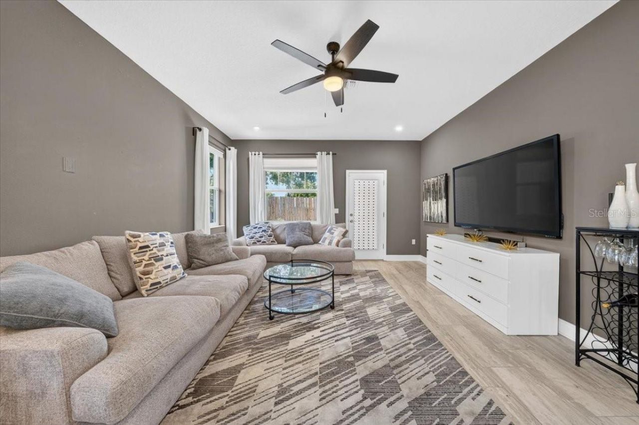 1821 27th Street S, Saint Petersburg, FL 33712 Photo