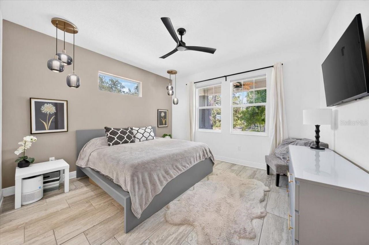 1821 27th Street S, Saint Petersburg, FL 33712 Photo