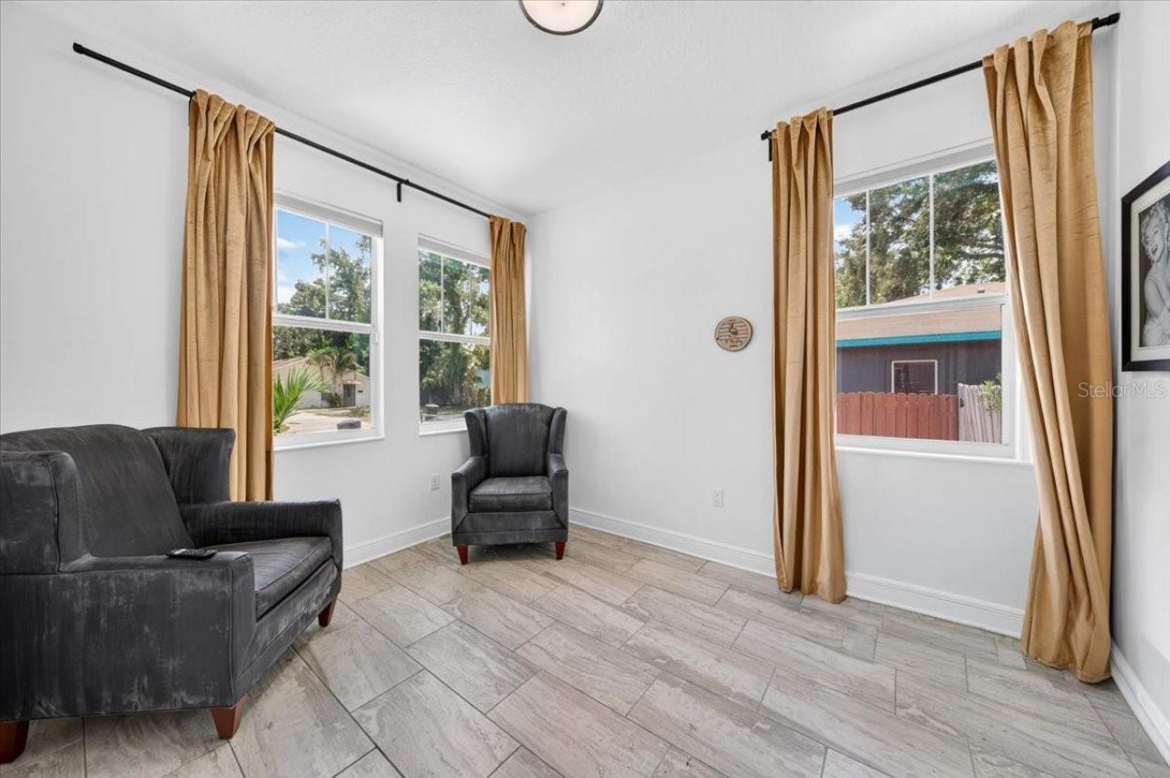 1821 27th Street S, Saint Petersburg, FL 33712 Photo