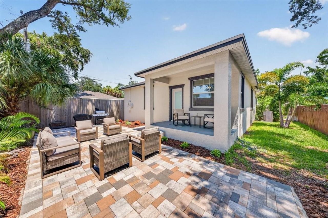 1821 27th Street S, Saint Petersburg, FL 33712 Photo