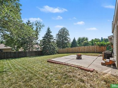13523 Redwood Street, Omaha, NE 68138