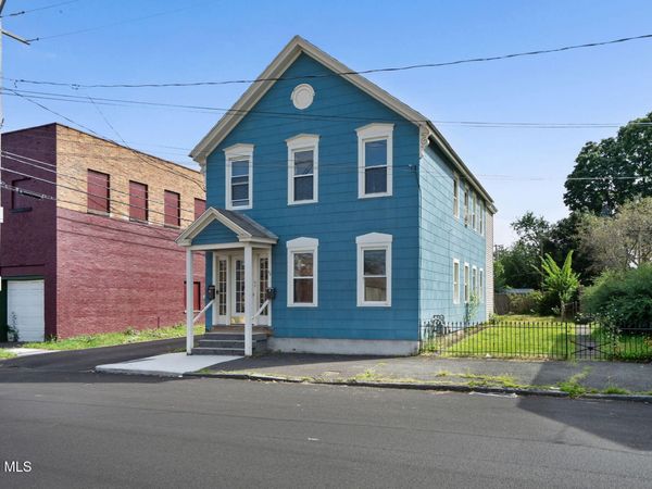 22 108th Street, Troy, NY 12182