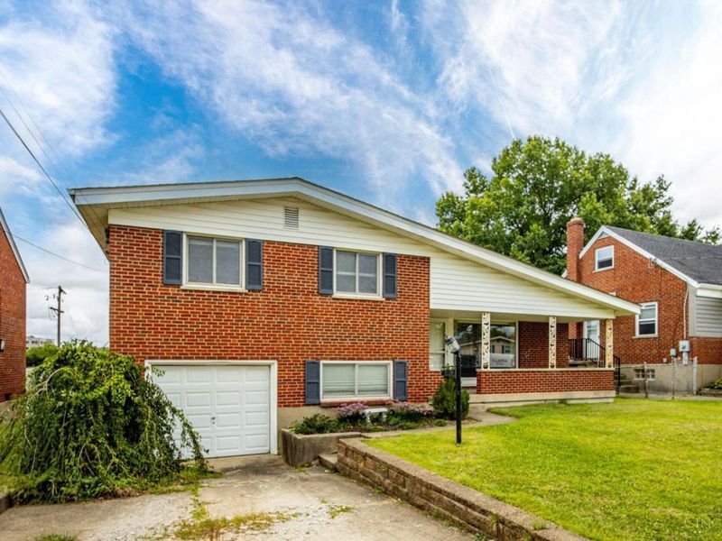 3354 Greenway Avenue, Green Township, OH 45248 Photo 3
