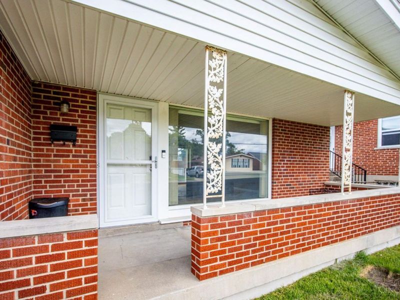 3354 Greenway Avenue, Green Township, OH 45248 Photo 5
